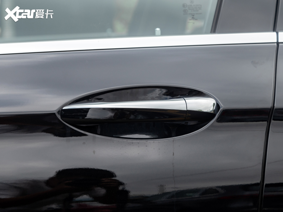 2021YE Ŀ E 260 L