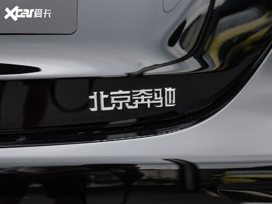 2021YE Ŀ E 260 L