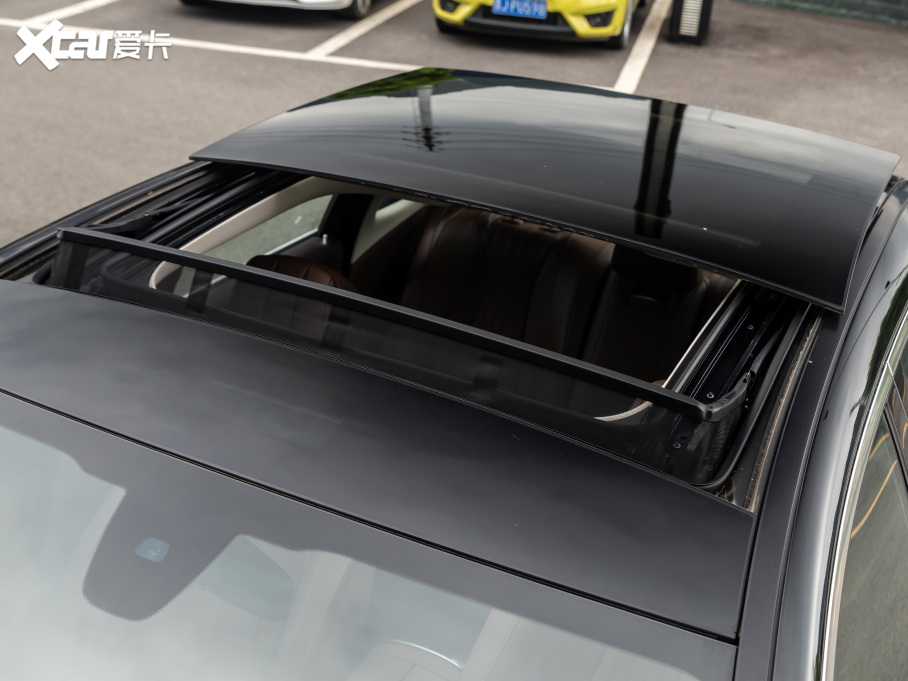 2021YE Ŀ E 260 L