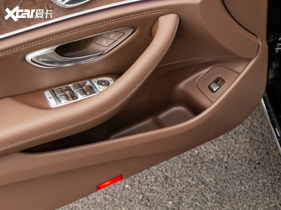 2021YE Ŀ E 260 L