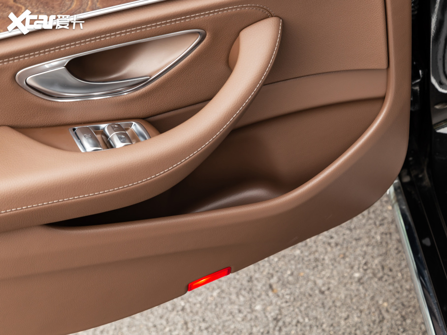 2021YE Ŀ E 260 L