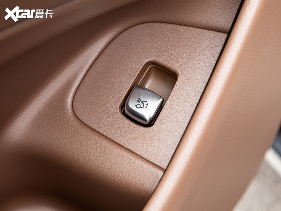 2021YE Ŀ E 260 L