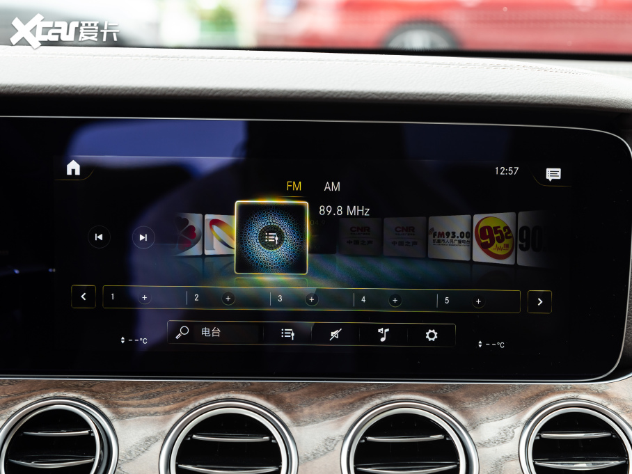 2021YE(j) Ŀ E 260 L