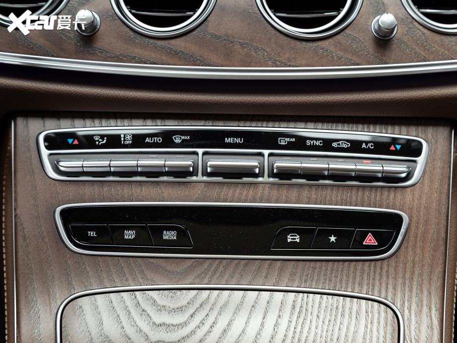 2021YE Ŀ E 260 L