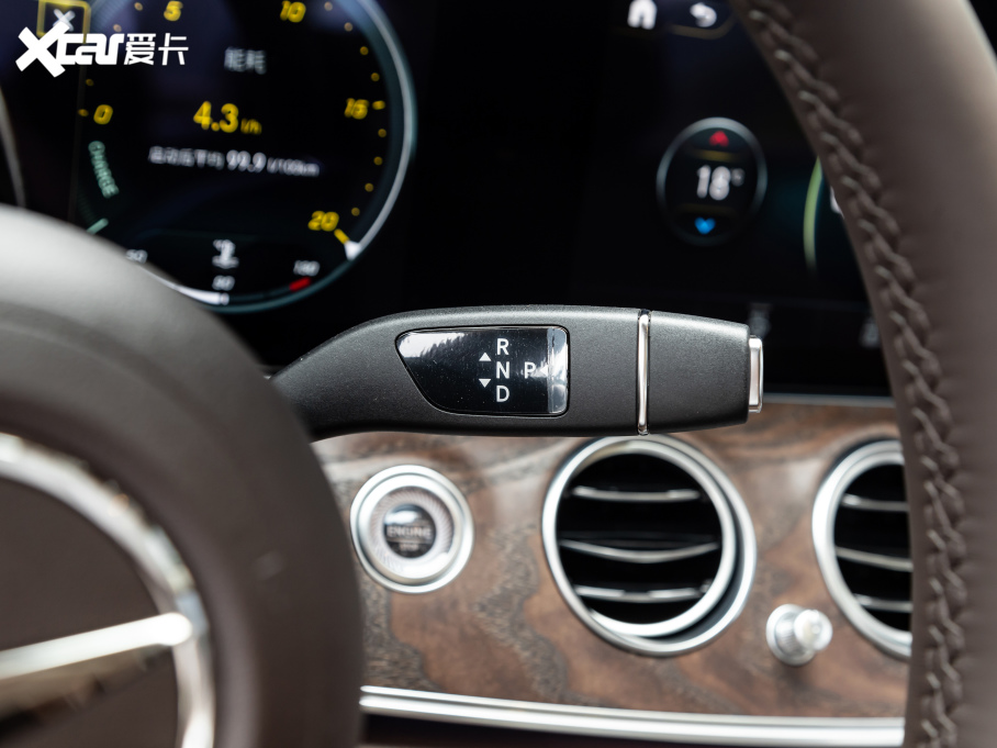 2021YE Ŀ E 260 L