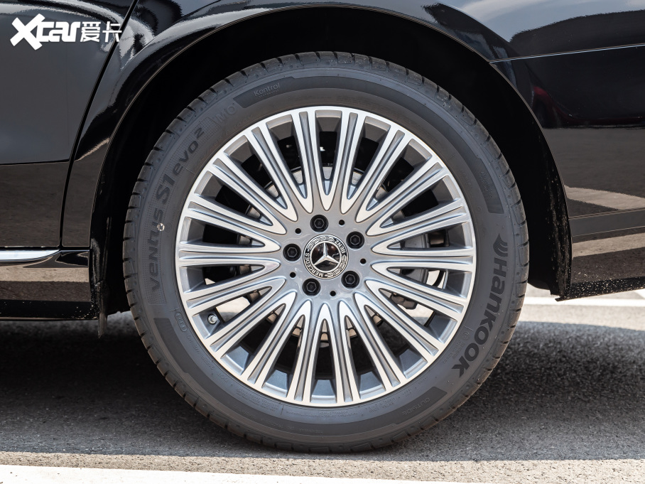 2021YE(j) Ŀ E 300 L A