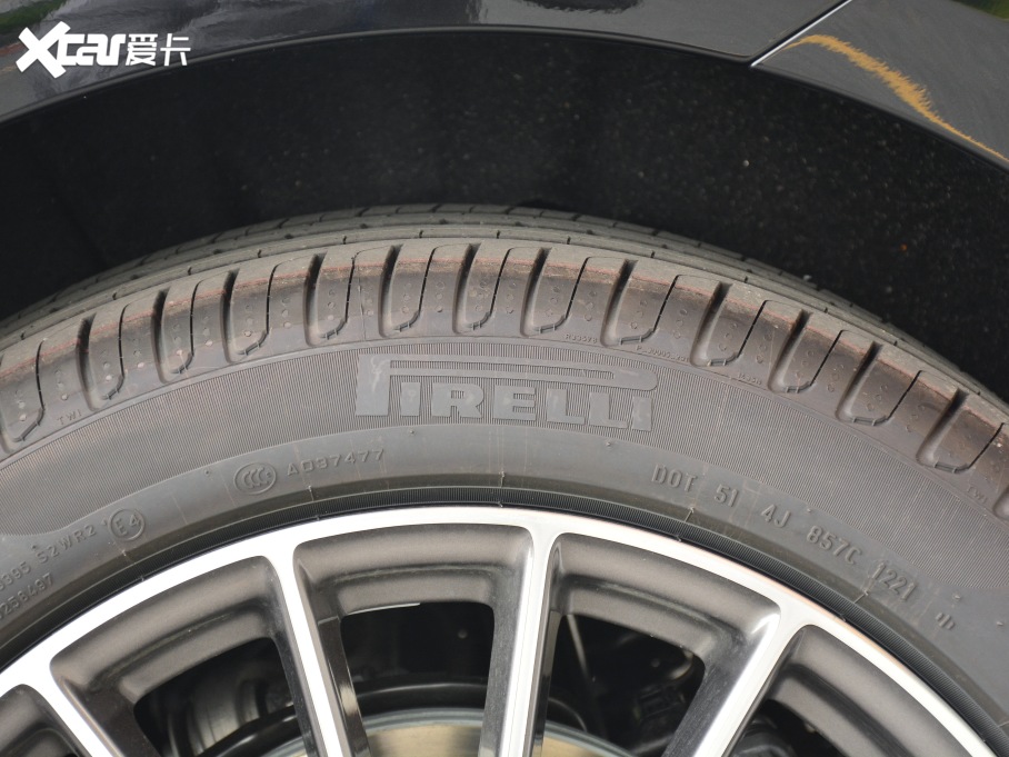 2021YE Ŀ E 260 L 4MATIC