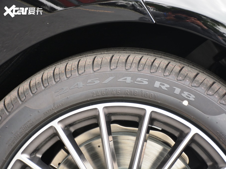 2021YE Ŀ E 260 L 4MATIC