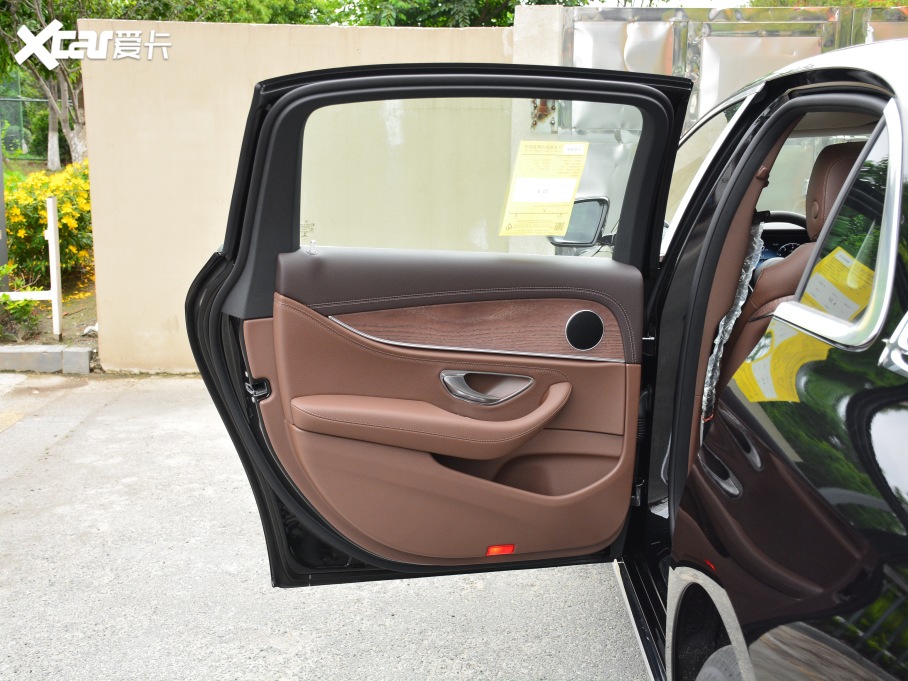 2021YE Ŀ E 260 L 4MATIC