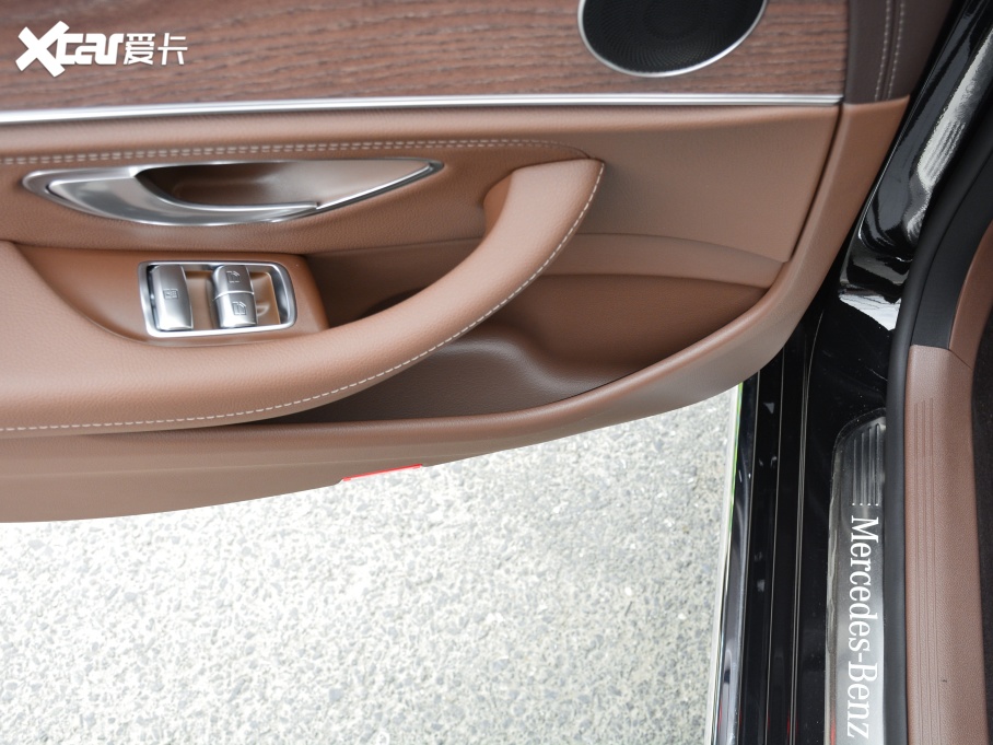 2021YE Ŀ E 260 L 4MATIC