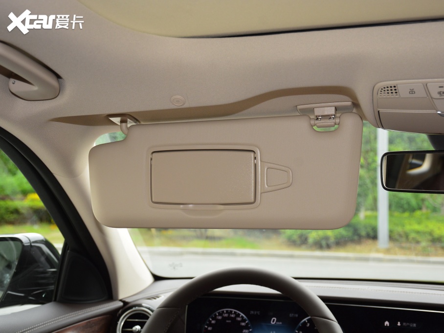 2021YE Ŀ E 260 L 4MATIC