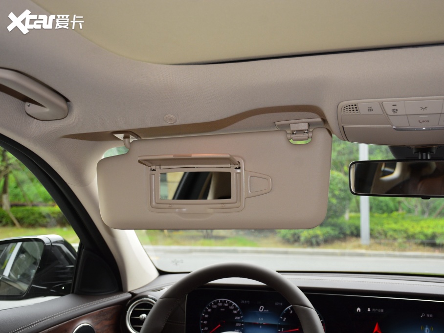 2021YE Ŀ E 260 L 4MATIC