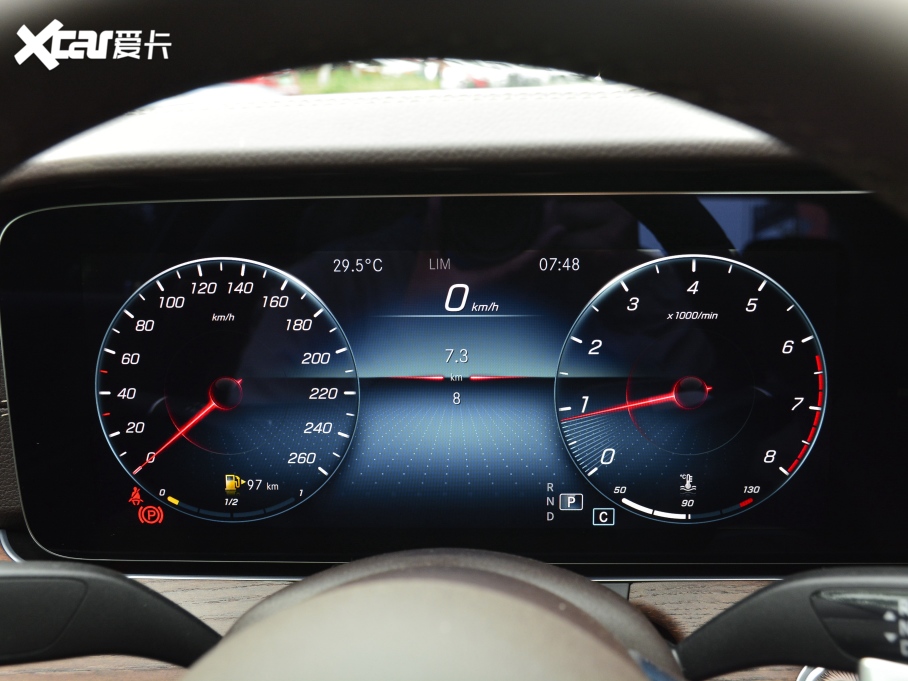 2021YE Ŀ E 260 L 4MATIC