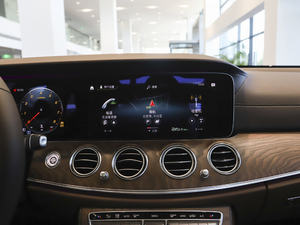 2021E 300 L F п_@ʾ