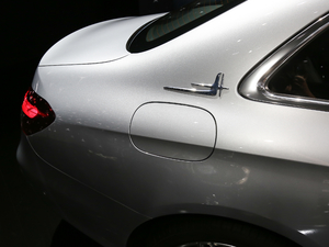 2021E 350 L 4MATIC \ ^