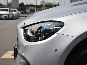 2021E 300 L F\(yn)(dng) (x)(ji)^