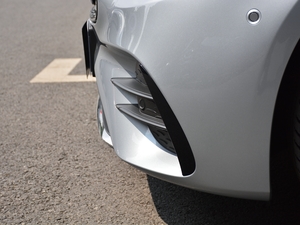 2021E 300 L F\(yn)(dng) (x)(ji)^