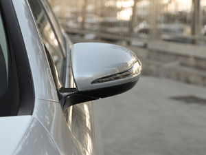 2021E 260 L 4MATIC \ ^