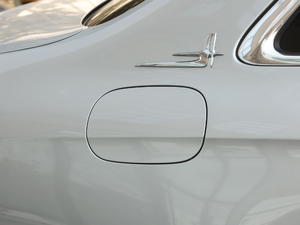 2021E 260 L 4MATIC \ ^