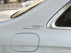 2021E 260 L 4MATIC \ ^