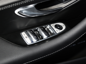 2021E 260 L 4MATIC \ {܇ƅ^	