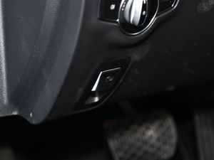 2021E 260 L 4MATIC \ v܇Ƅ