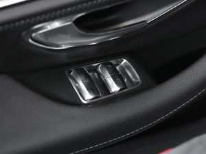 2021E 260 L 4MATIC \ {܇ƅ^	