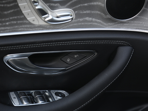 2021E 300 L r(sh)\(yn)(dng) g