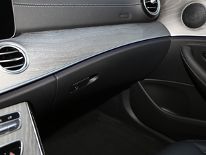 2021E 300 L r(sh)\(yn)(dng) g