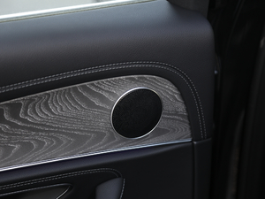 2021E 300 L r\ п؅^