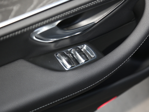 2021E 300 L r\ п؅^