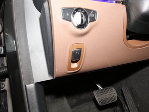 2021E 300 L A\ v܇Ƅ