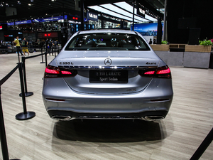 2021款E 350 L 4MATIC 运动型 整体外观