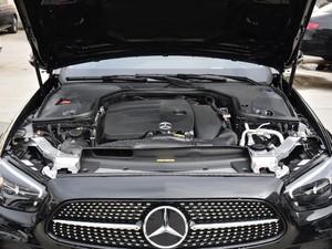 2021款E 260 L 运动型 发动机