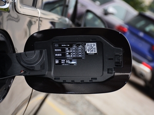 2021E 260 L 4MATIC ^