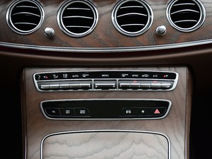 2021E 260 L 4MATIC {(dio){(dio)(ji)