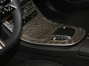 2021Ŀ E 300 L r\ п؅^