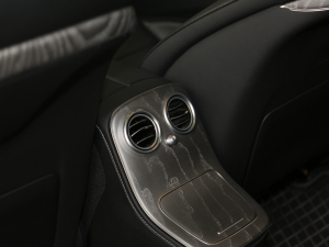 2021Ŀ E 300 L r\ п؅^