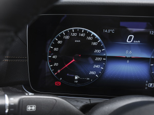 2021Ŀ E 300 L F п؅^