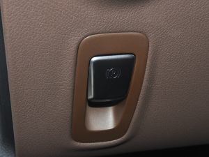 2021Ŀ E 300 L F v܇Ƅ