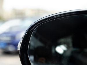 2021Ŀ E 260 L \ (ji)^