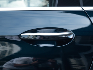 2021Ŀ E 260 L \ (ji)^