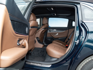 2021Ŀ E 260 L \ ſg