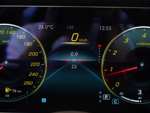 2021Ŀ E 260 L п؅^(q)