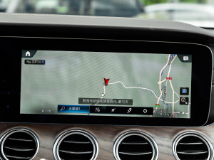 2021Ŀ E 300 L A п؅^(q)