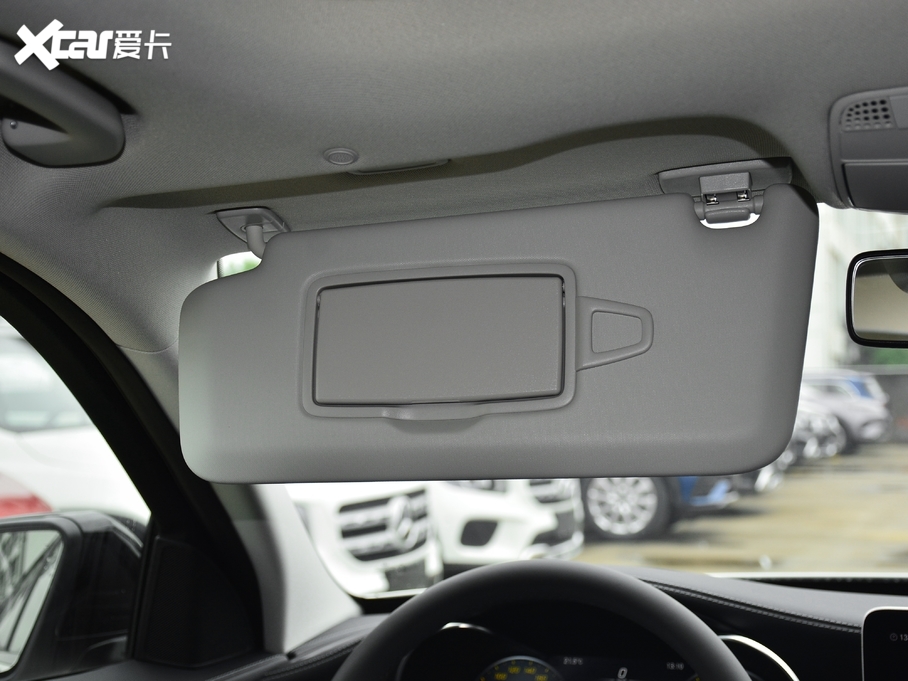 2021YC C 260 L \ҫذ