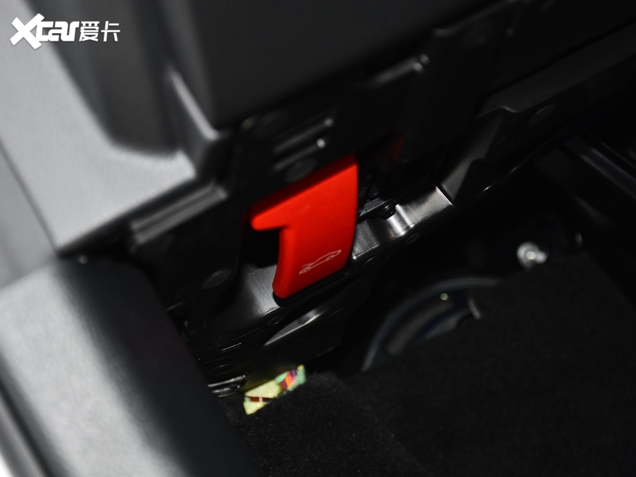 2021YC C 260 L \ҫذ