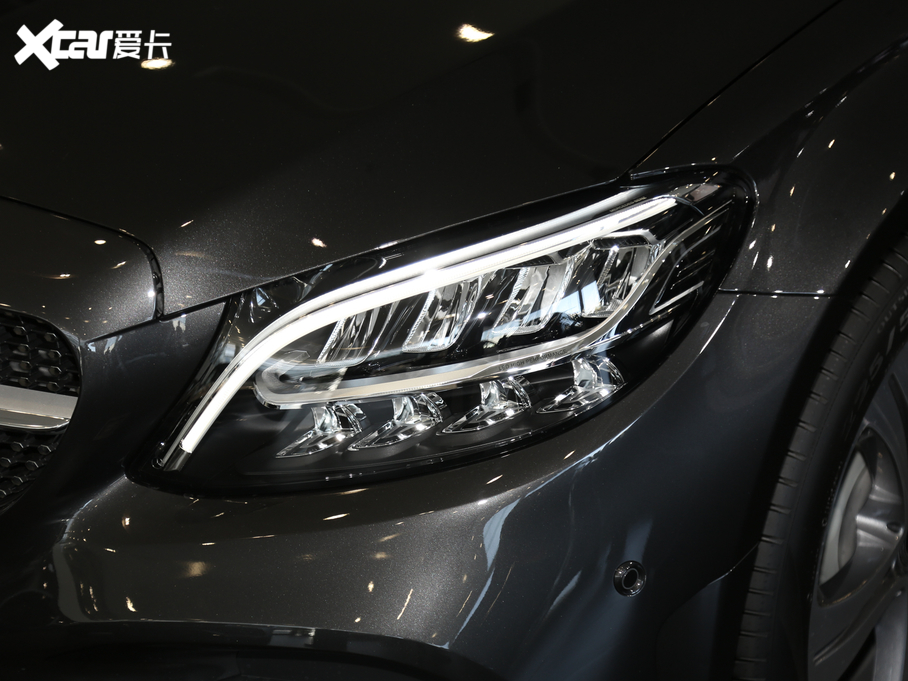 2021YC C 260 L \Ӱ