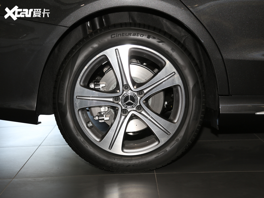 2021YC C 260 L \Ӱ