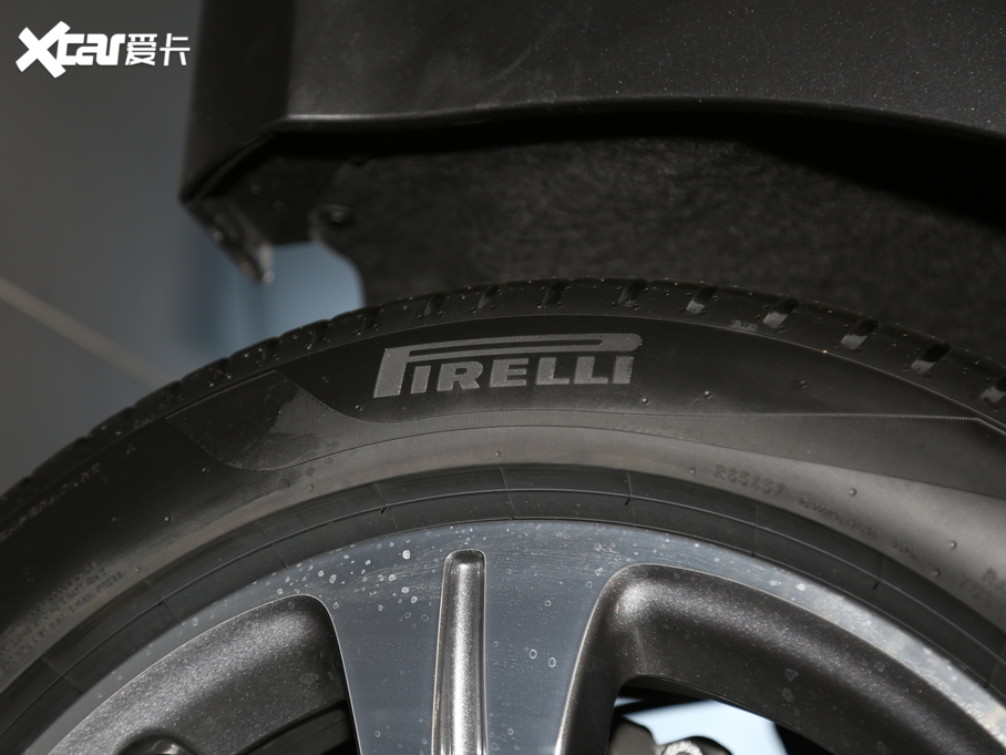 2021YC C 260 L \Ӱ